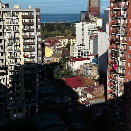 Мой Дом Lägenhet Batumi Exteriör bild